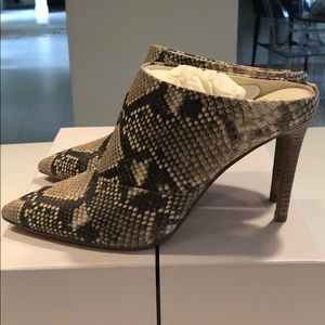 dolce vita cinda heels